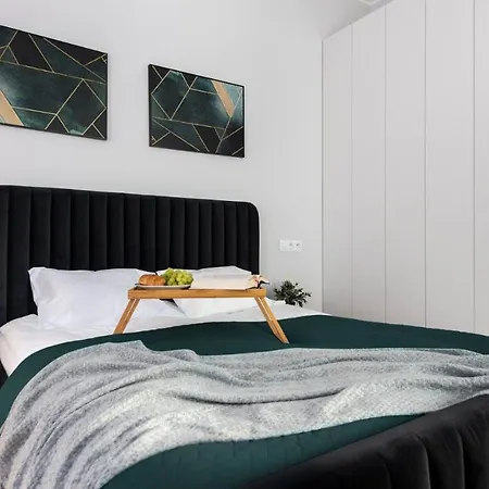 Flatbook - City Center Premium Apartments Granaria