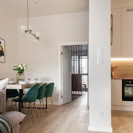 Flatbook - Center Granaria Lägenhet